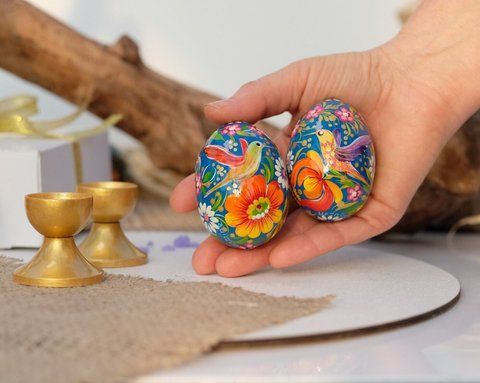 Набір дерев'яних великодніх яєць 18249689 фото