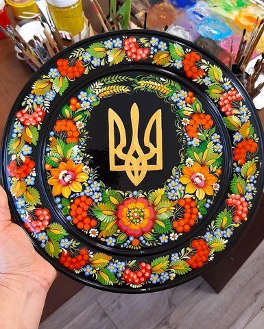 Дерев'яна таріль 30 см з тризубом та соняшниками 18250035 фото